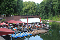 Café Sommerterrassen bei der Fussball-Europameisterschaft 2012