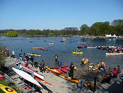 Globeboot in Hamburg im Naturbad Stadtparksee