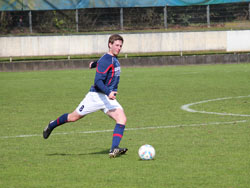 Fussballspieler beim Schiessen